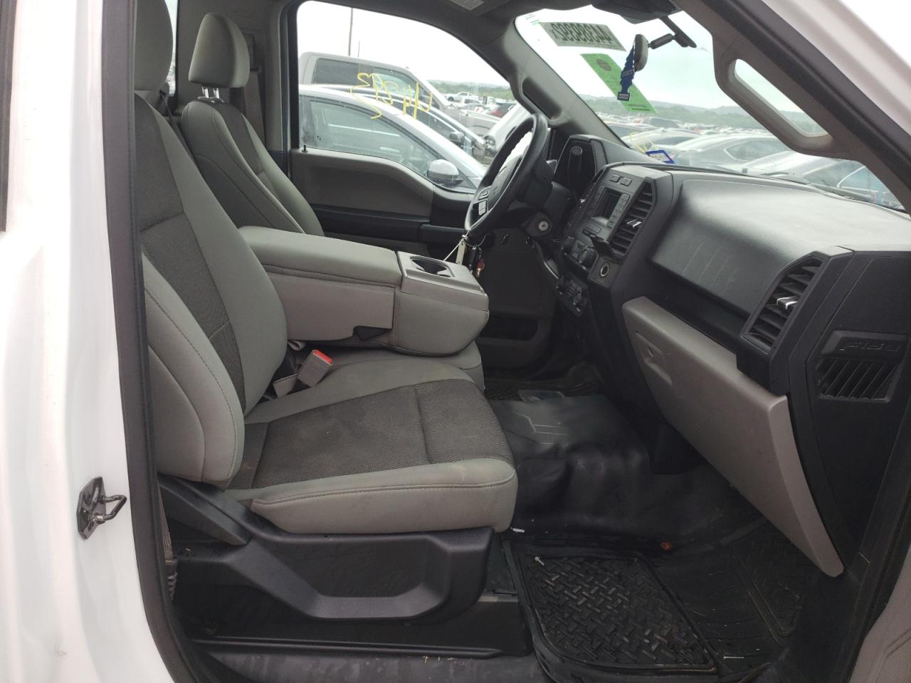 Photo 5 from auction – 2019 FORD F150 with VIN 1FTMF1CB0KKF33511