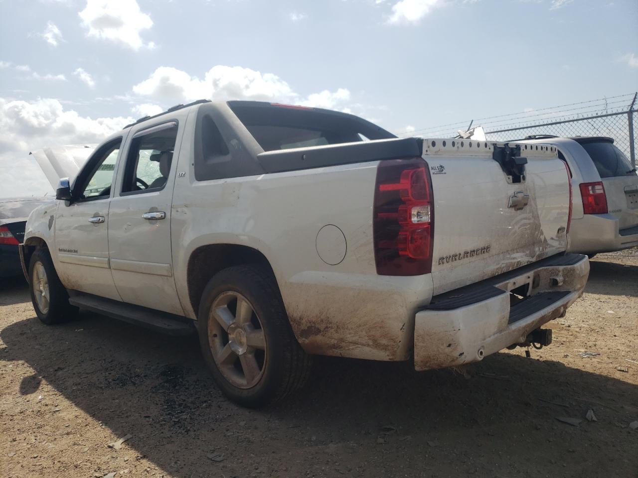 Photo 3 from auction – 2008 CHEVROLET AVALANCHE with VIN 3GNEC12018G243279