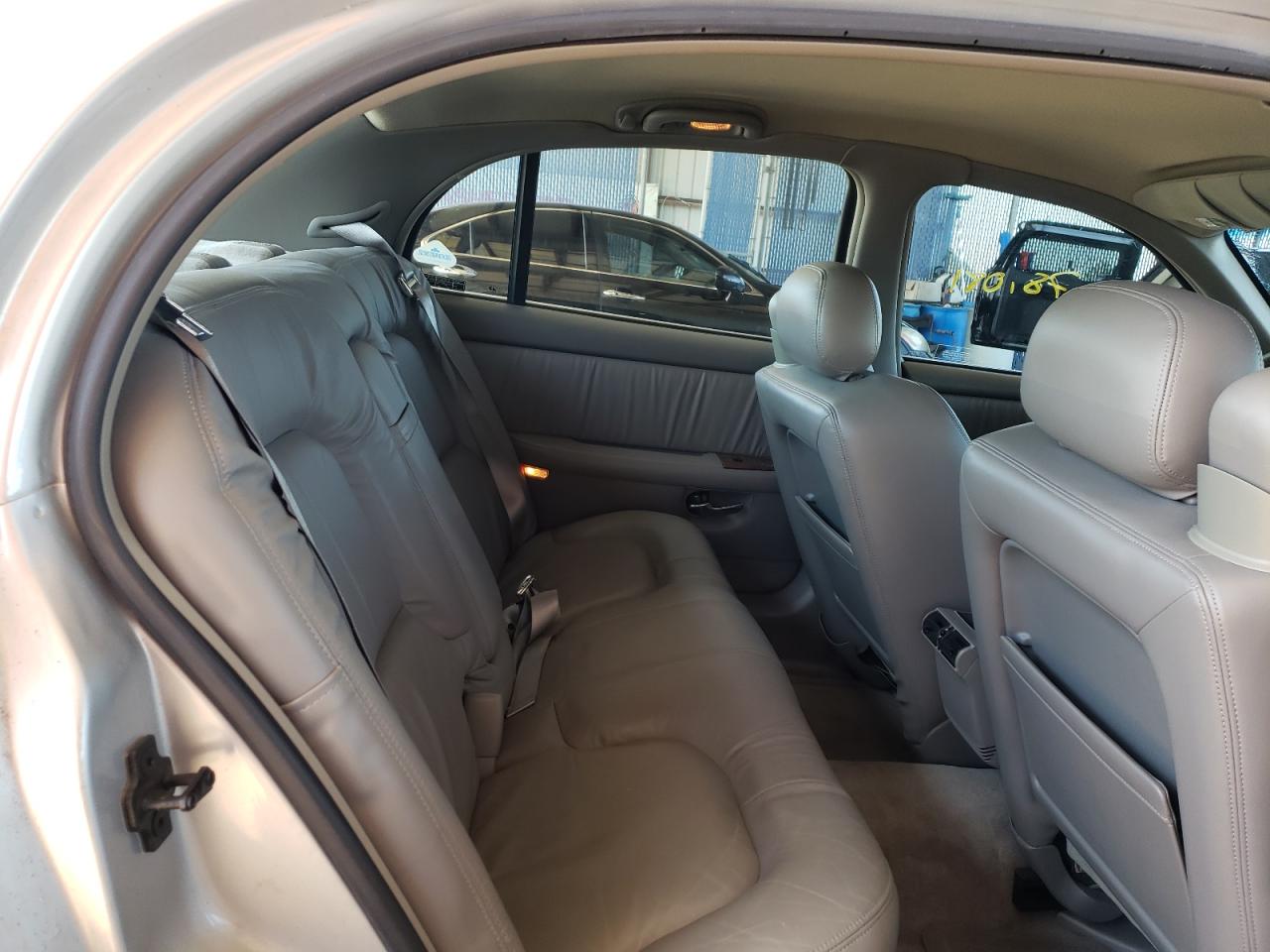 Photo 6 from auction – 2001 BUICK PARK AVENU with VIN 1G4CW54KX14146299