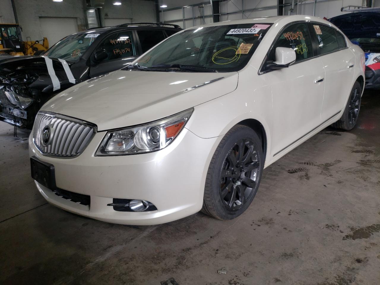 Photo 2 from auction – 2011 BUICK LACROSSE C with VIN 1G4GE5ED2BF367406