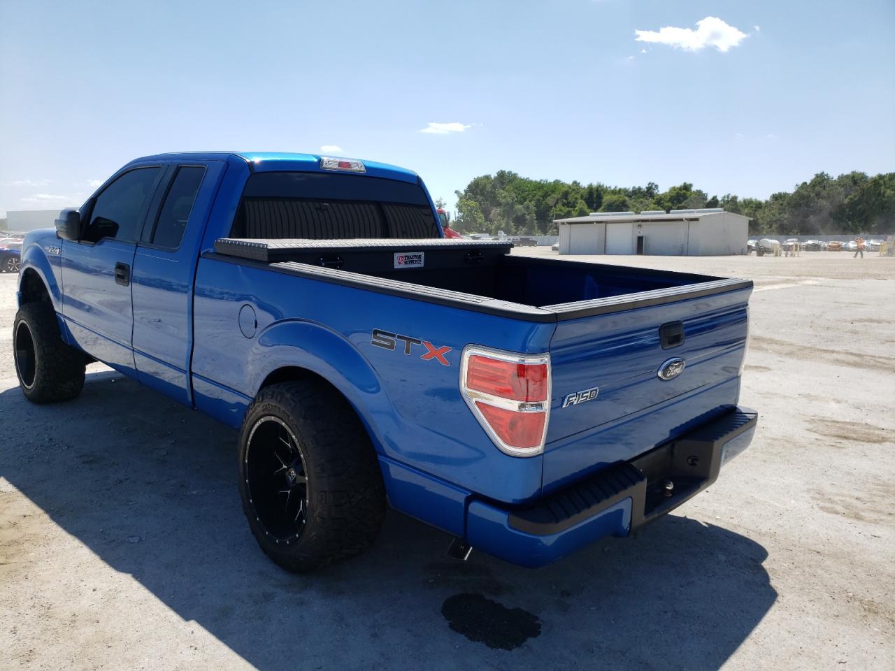 Photo 3 from auction – 2010 FORD F150 SUPER with VIN 1FTEX1CW7AFC45576