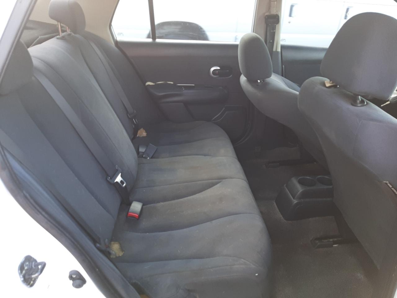 Photo 6 from auction – 2009 NISSAN VERSA S with VIN 3N1BC11E79L409535