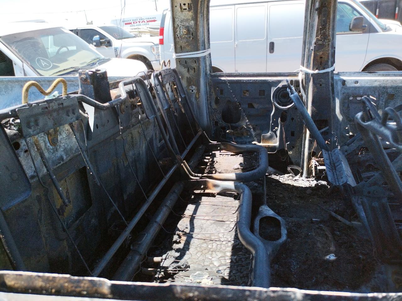 Photo 6 from auction – 2004 DODGE RAM 2500 S with VIN 3D7KU28C24G202465