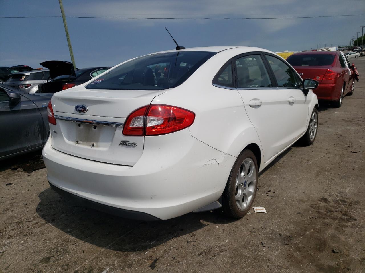 Photo 4 from auction – 2011 FORD FIESTA with VIN 3FADP4CJ6BM228762
