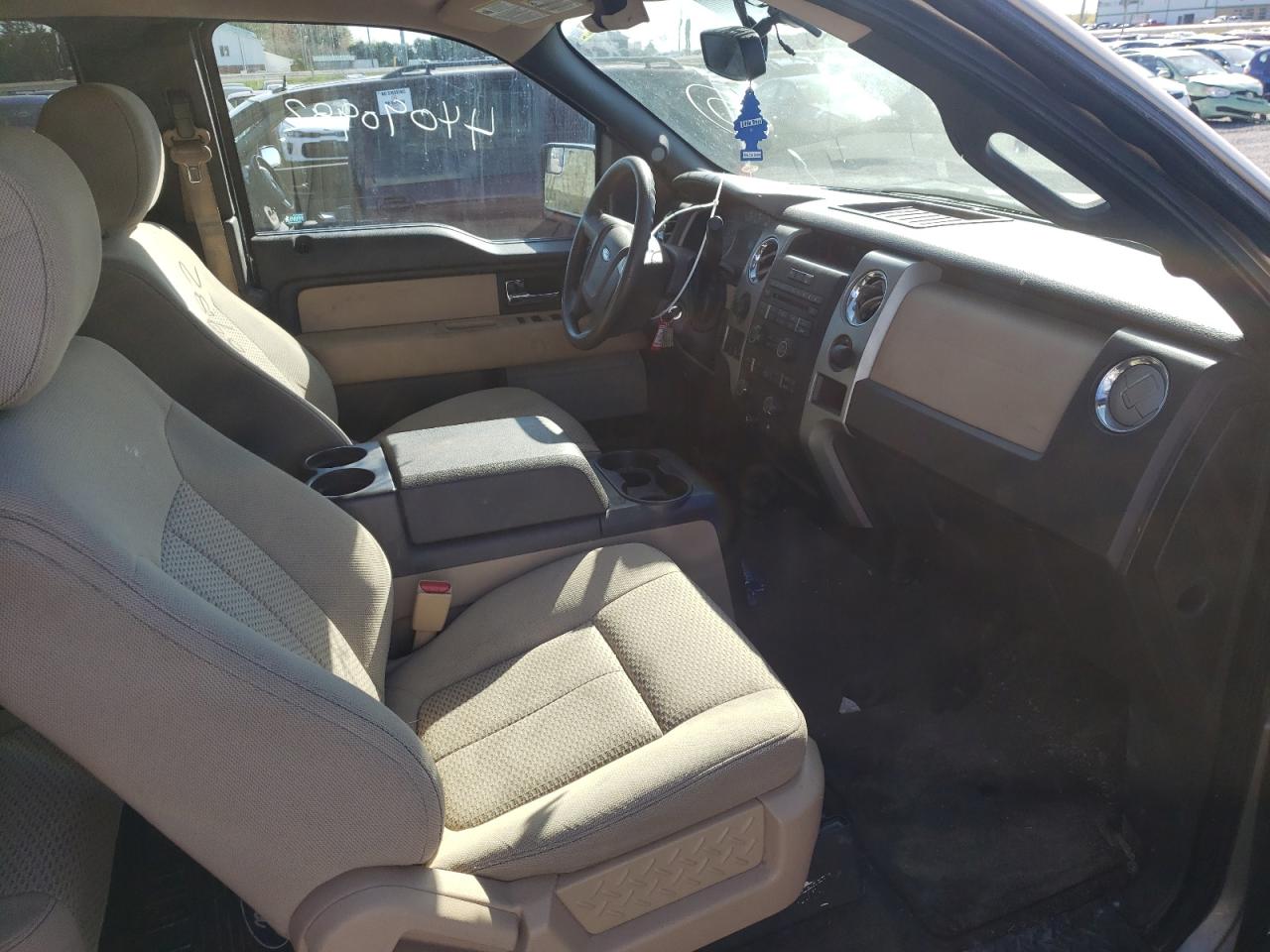 Photo 5 from auction – 2012 FORD F150 SUPER with VIN 1FTFX1EF6CKE25899