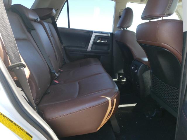 Photo 6 from auction – 2018 TOYOTA 4RUNNER SR with VIN JTEBU5JR8J5564938