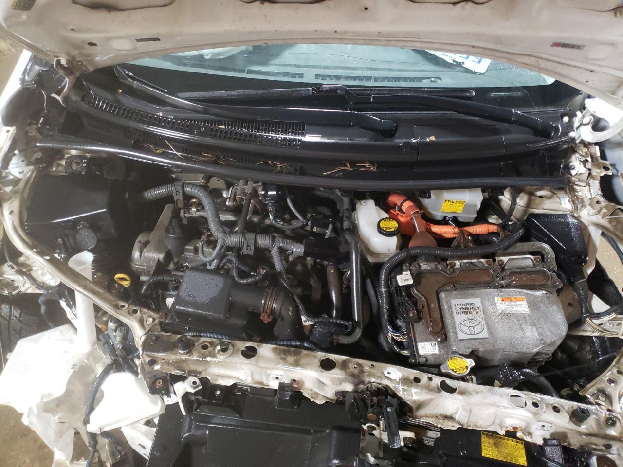 Photo 7 from auction – 2013 TOYOTA PRIUS C with VIN JTDKDTB30D1542270