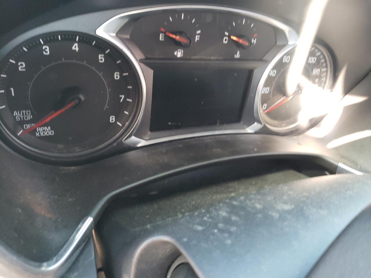 Photo 8 from auction – 2021 CHEVROLET EQUINOX LT with VIN 3GNAXUEV3MS106542