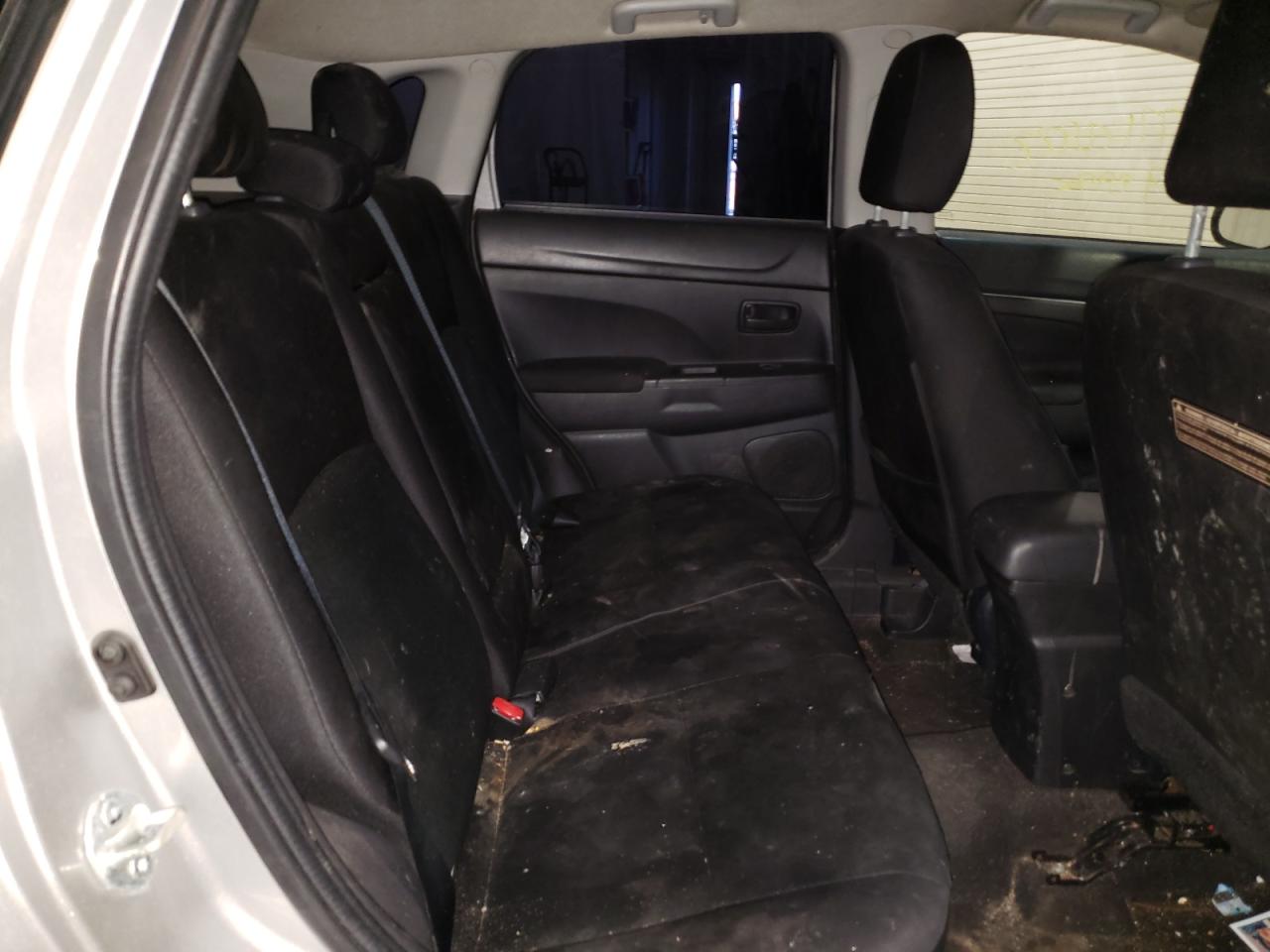 Photo 6 from auction – 2015 MITSUBISHI OUTLANDER with VIN 4A4AP3AU5FE021563