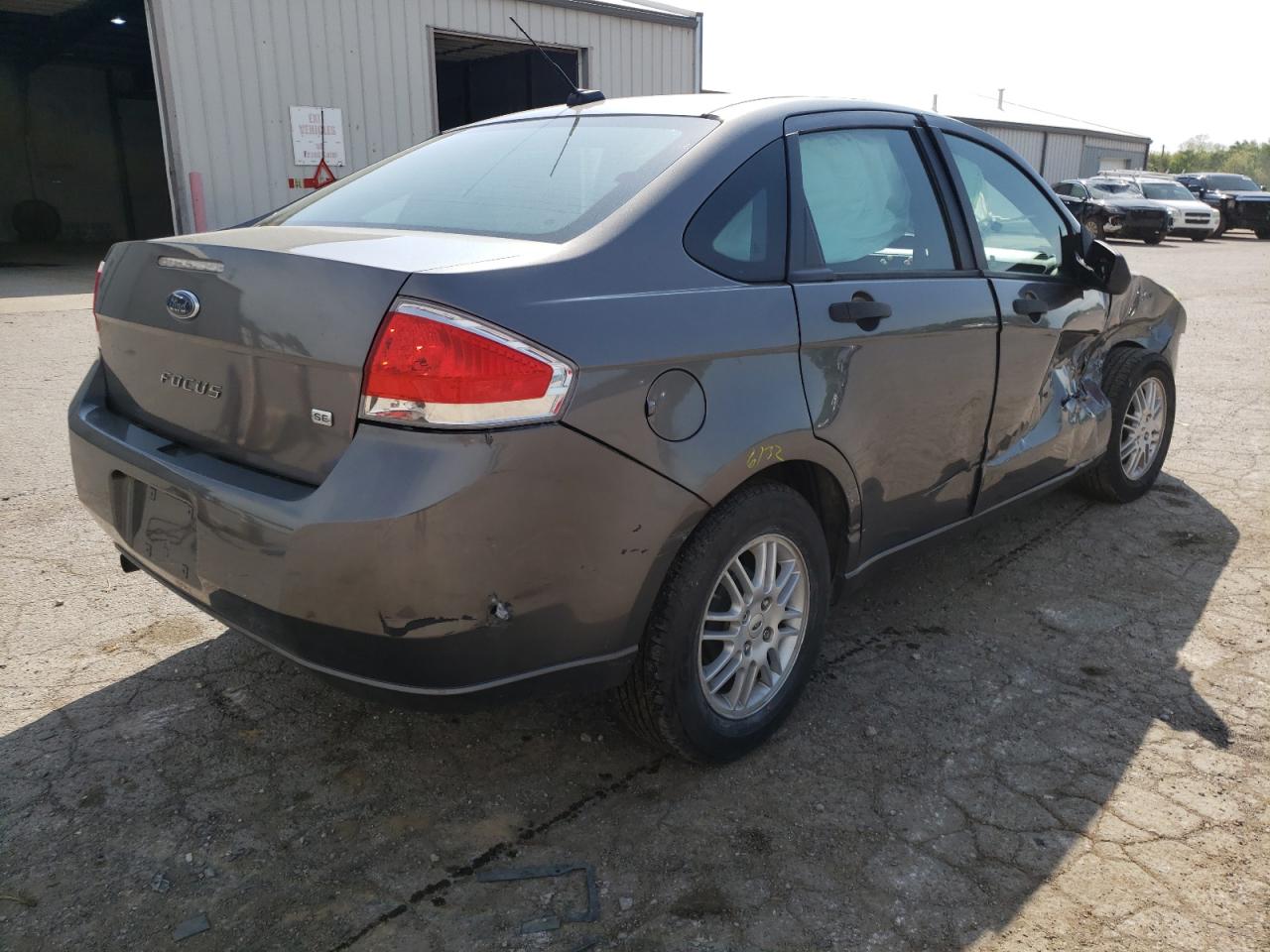 Photo 4 from auction – 2010 FORD FOCUS with VIN 1FAHP3FN8AW209705