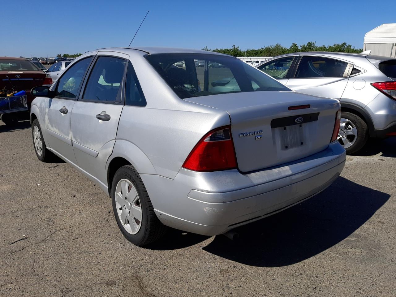 Photo 3 from auction – 2007 FORD FOCUS ZX4 with VIN 1FAFP34N87W312450