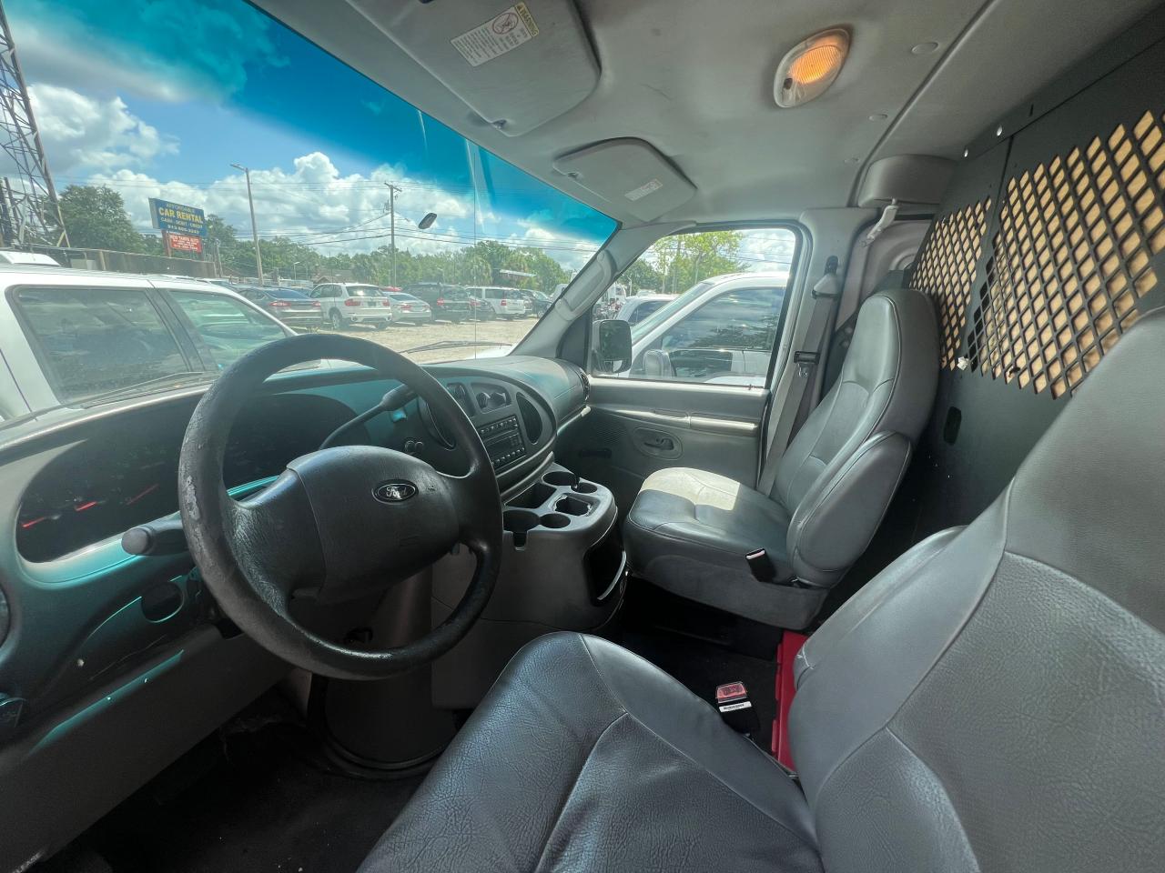 Photo 9 from auction – 2005 FORD ECONOLINE with VIN 1FTSS34L85HB15835