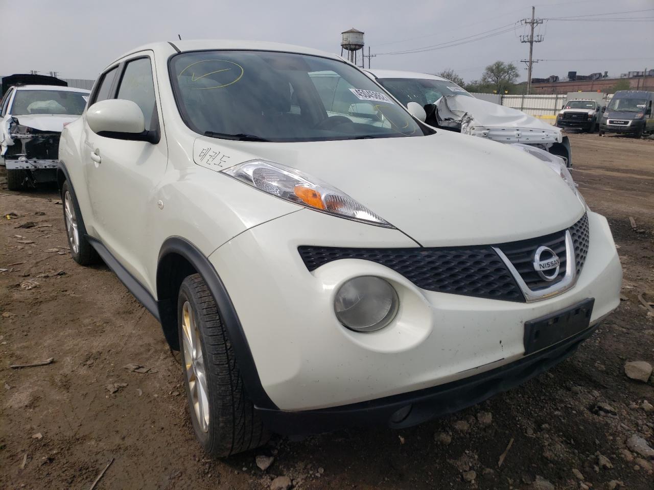 NISSAN JUKE S 2011 with VIN JN8AF5MV2BT012209 - Photo from auction