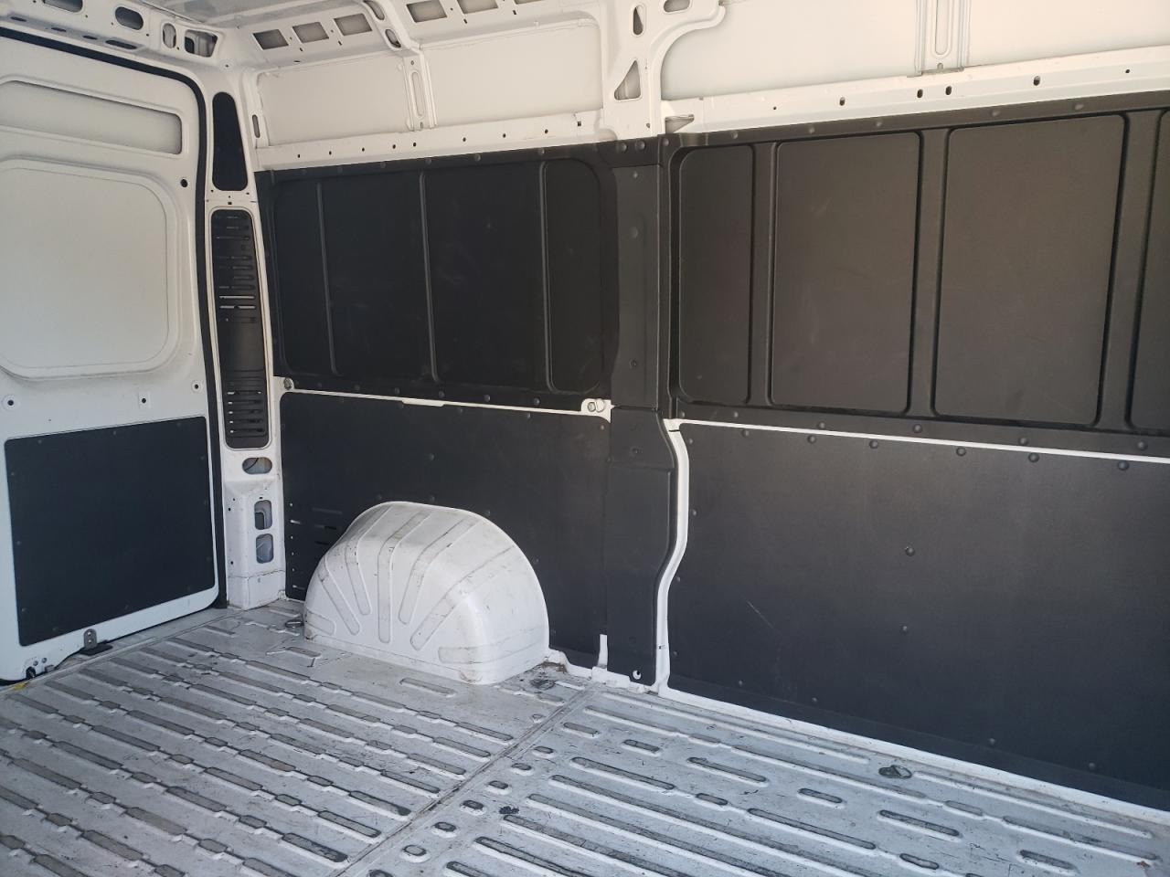 Photo 6 from auction – 2019 RAM PROMASTER with VIN 3C6TRVBGXKE553105