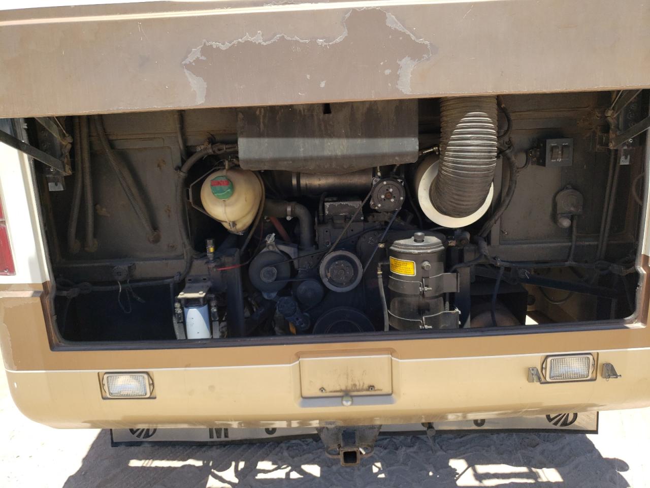 Photo 7 from auction – 2000 MNAC MOTORHOME with VIN 1RF120611Y1009254