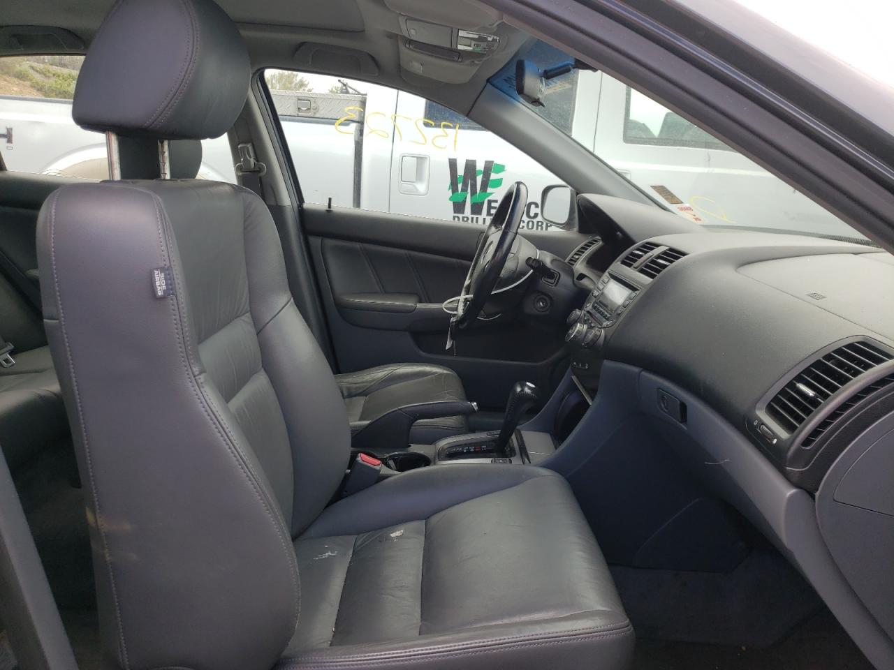 Photo 5 from auction – 2003 HONDA ACCORD EX with VIN JHMCM56623C032380