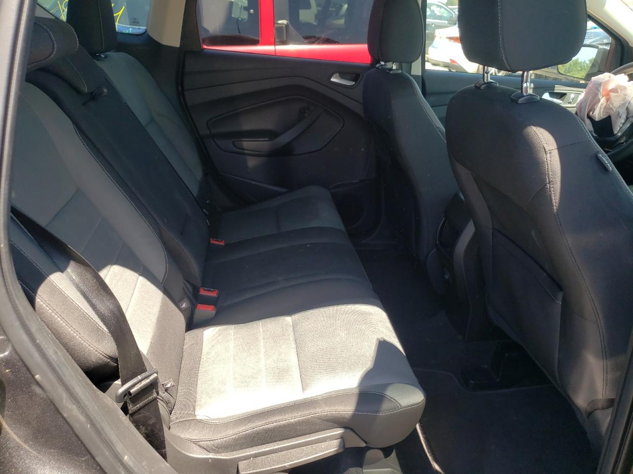 Photo 6 from auction – 2016 FORD ESCAPE SE with VIN 1FMCU0G70GUC27773