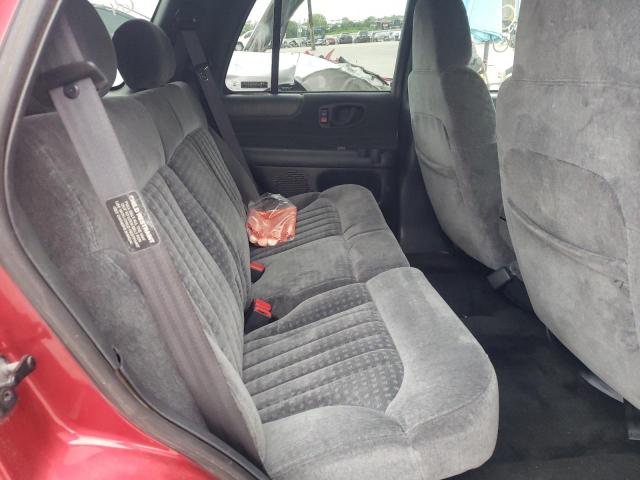 Photo 6 from auction – 2001 CHEVROLET BLAZER with VIN 1GNDT13W512165053
