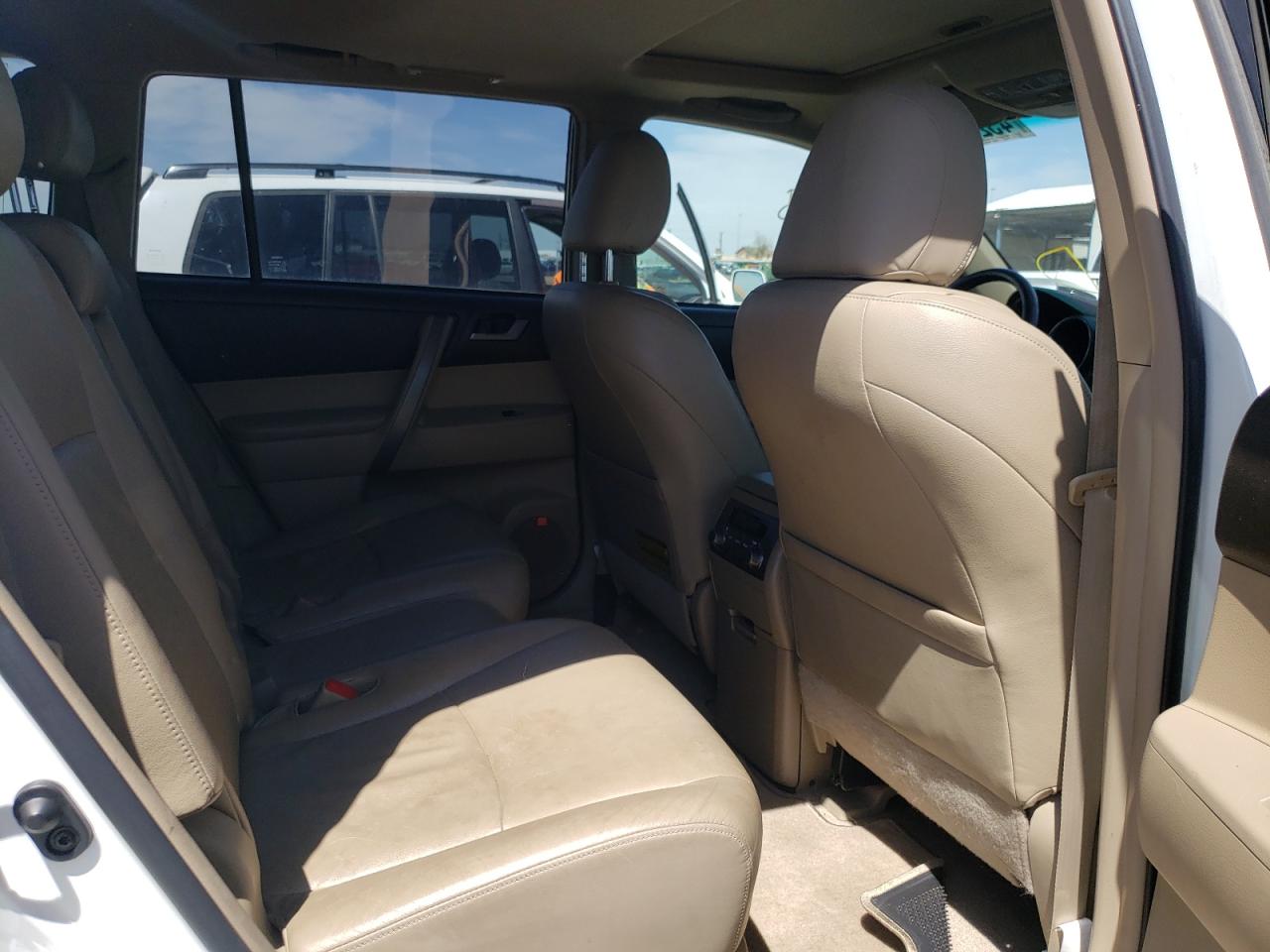 Photo 6 from auction – 2009 TOYOTA HIGHLANDER with VIN JTEES43AX92147922