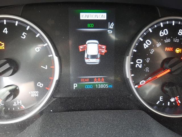 Photo 8 from auction – 2021 TOYOTA RAV4 XLE with VIN 2T3W1RFV3MC086552