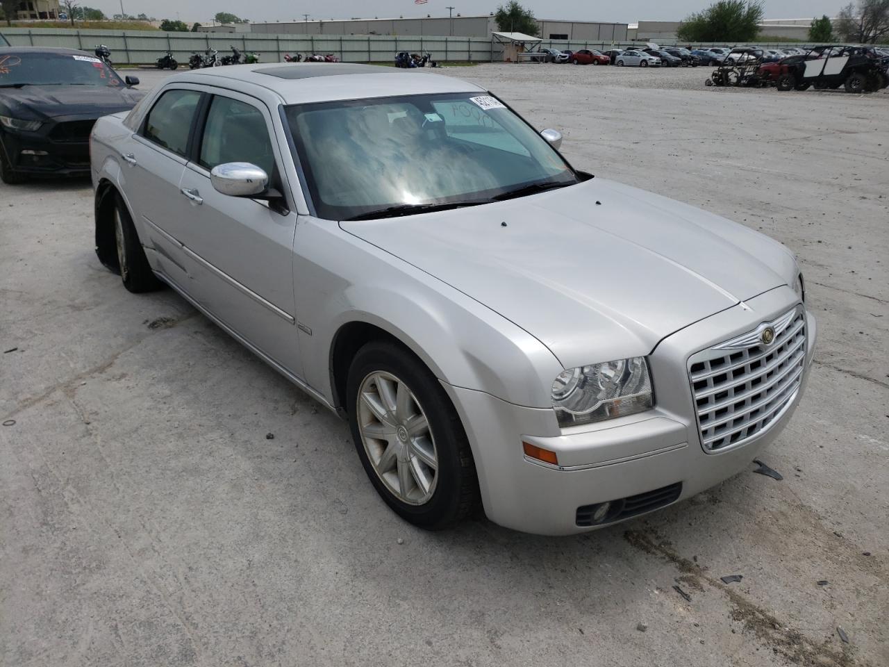 CHRYSLER 300 TOURIN 2010 with VIN 2C3CA5CV7AH158254 - Photo from auction