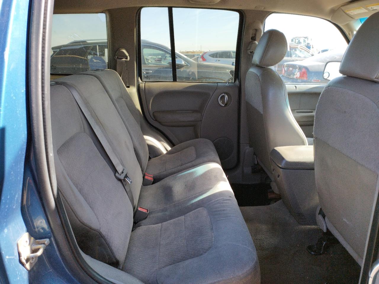 Photo 6 from auction – 2003 JEEP LIBERTY LI with VIN 1J8GL58K33W669205