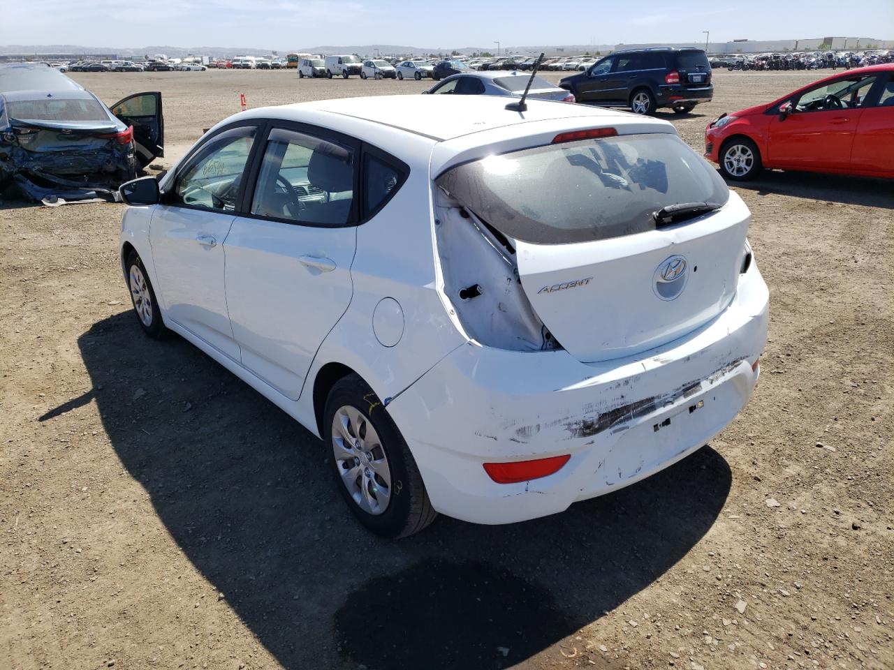 Photo 3 from auction – 2016 HYUNDAI ACCENT SE with VIN KMHCT5AE1GU242449