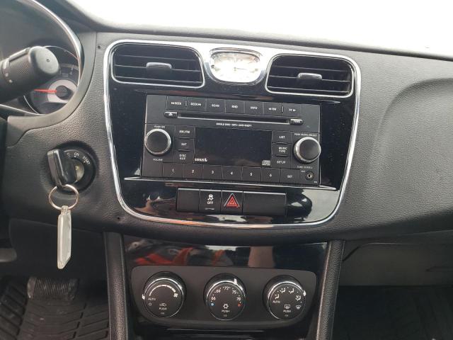 Photo 9 from auction – 2013 CHRYSLER 200 TOURIN with VIN 1C3CCBBG4DN569327