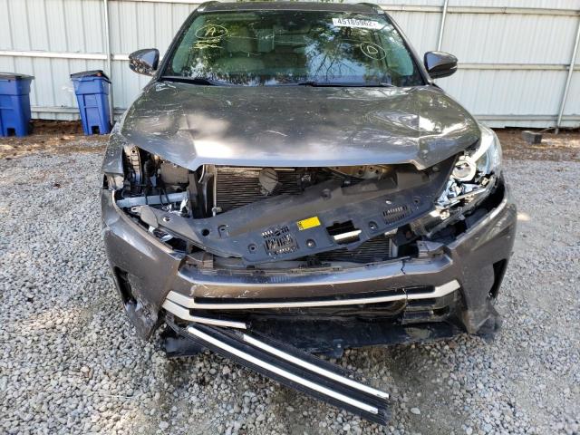 Photo 9 from auction – 2019 TOYOTA HIGHLANDER with VIN 5TDKZRFH2KS333431