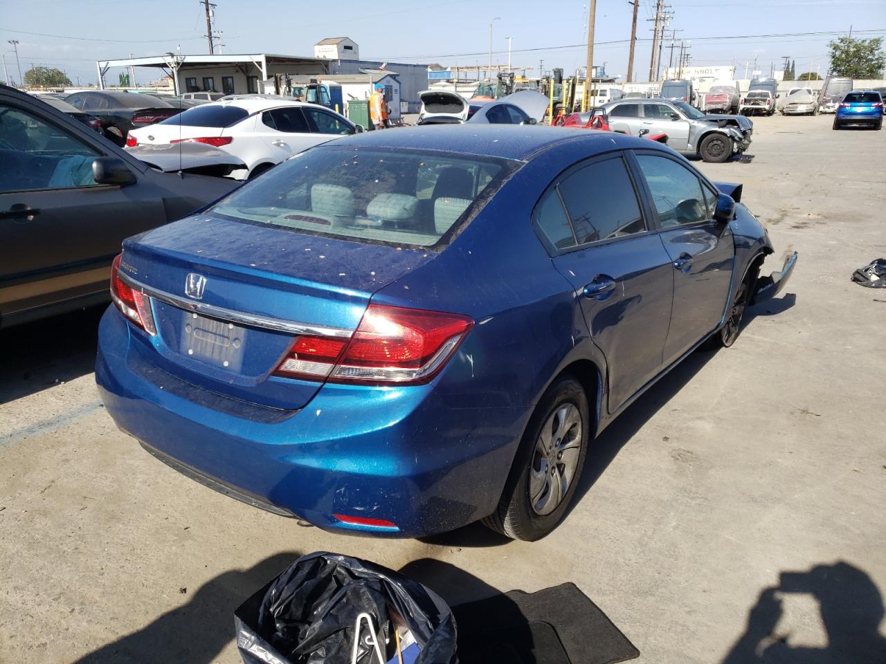 Photo 4 from auction – 2015 HONDA CIVIC LX with VIN 19XFB2F51FE280191