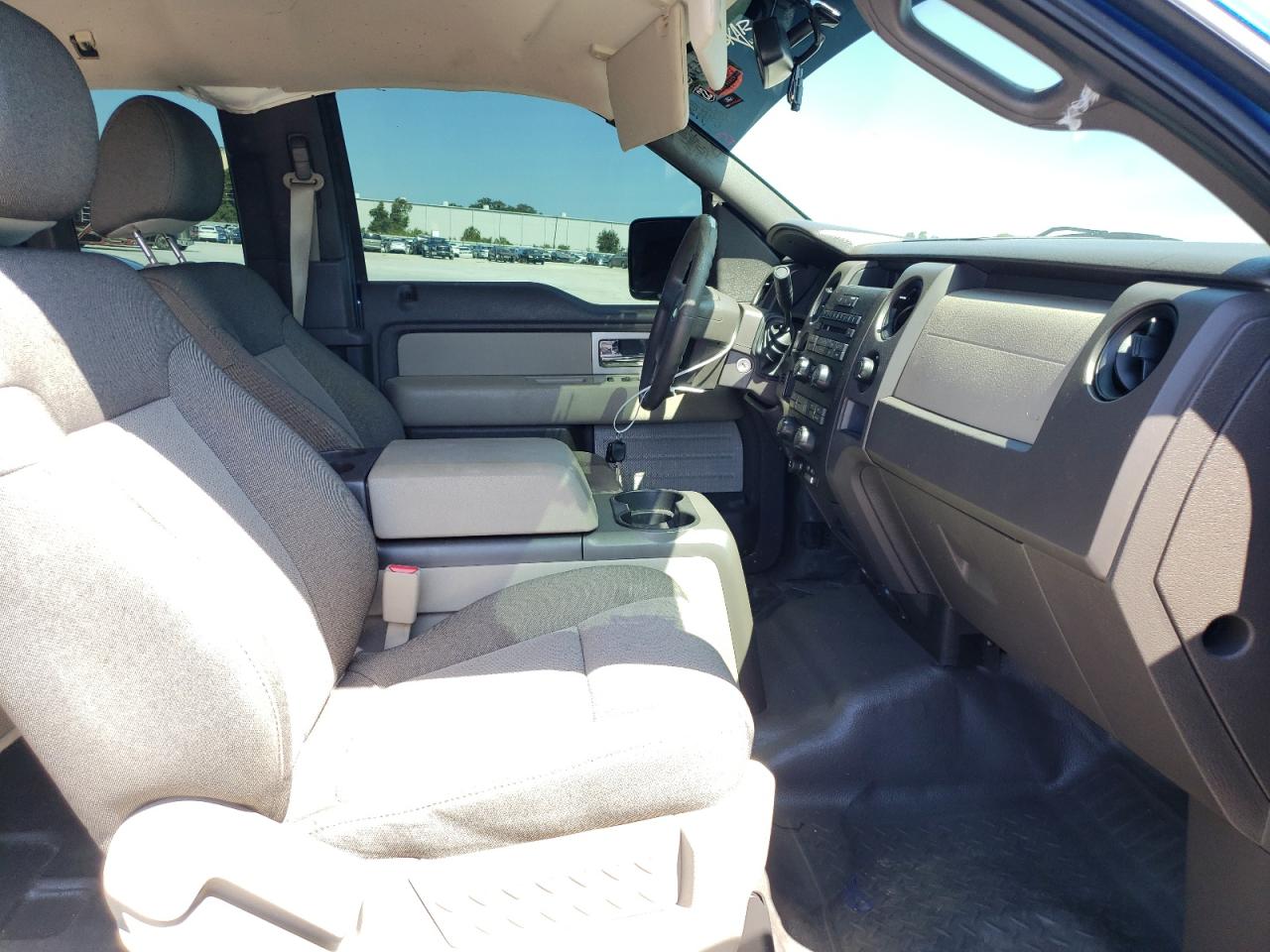 Photo 5 from auction – 2010 FORD F150 SUPER with VIN 1FTEX1CW7AFC45576