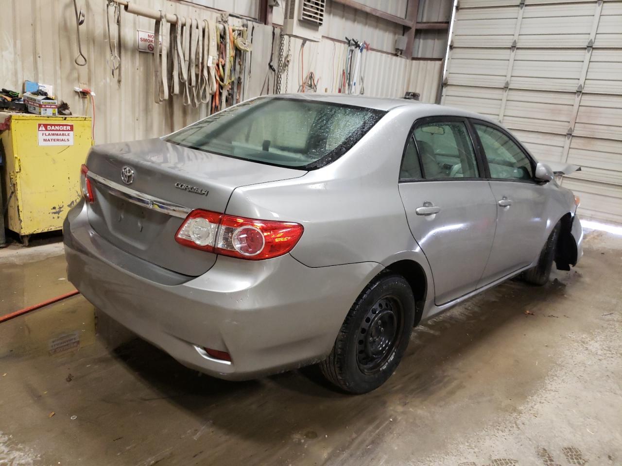 Photo 4 from auction – 2011 TOYOTA COROLLA BA with VIN 2T1BU4EE3BC547149