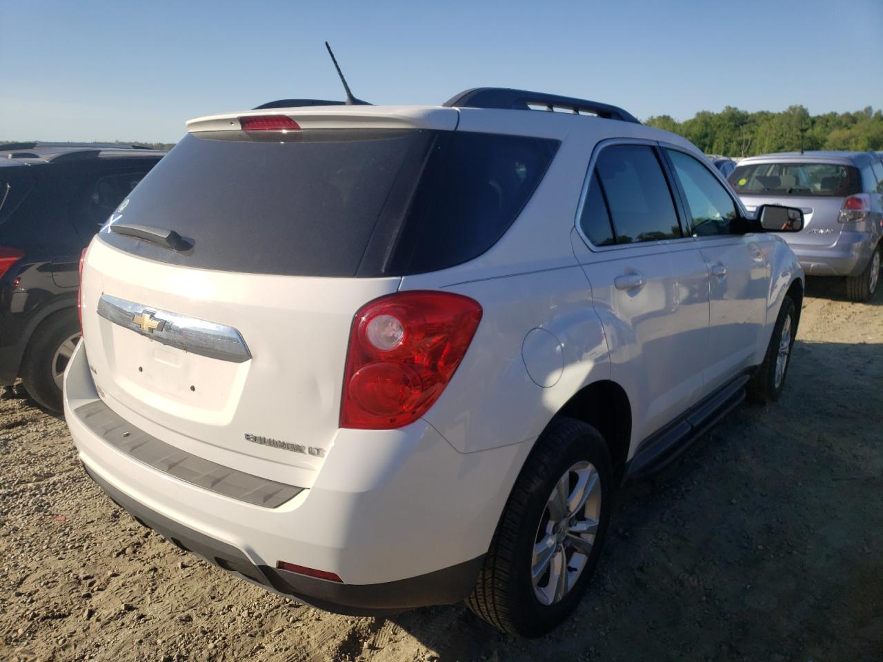Photo 4 from auction – 2014 CHEVROLET EQUINOX LT with VIN 2GNFLFEK0E6181847