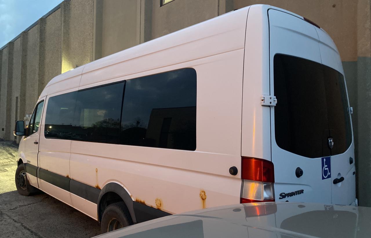 Photo 3 from auction – 2007 DODGE SPRINTER 3 with VIN WD0PF445075205803