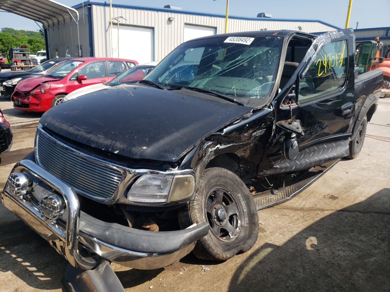 Photo 2 from auction – 2002 FORD F150 with VIN 1FTRX17252NB93817