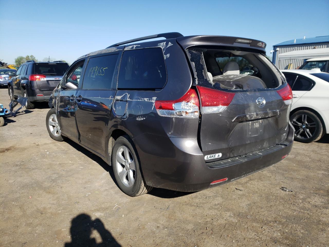 Photo 16 from auction – 2012 TOYOTA SIENNA LE with VIN 5TDKK3DC4CS177659