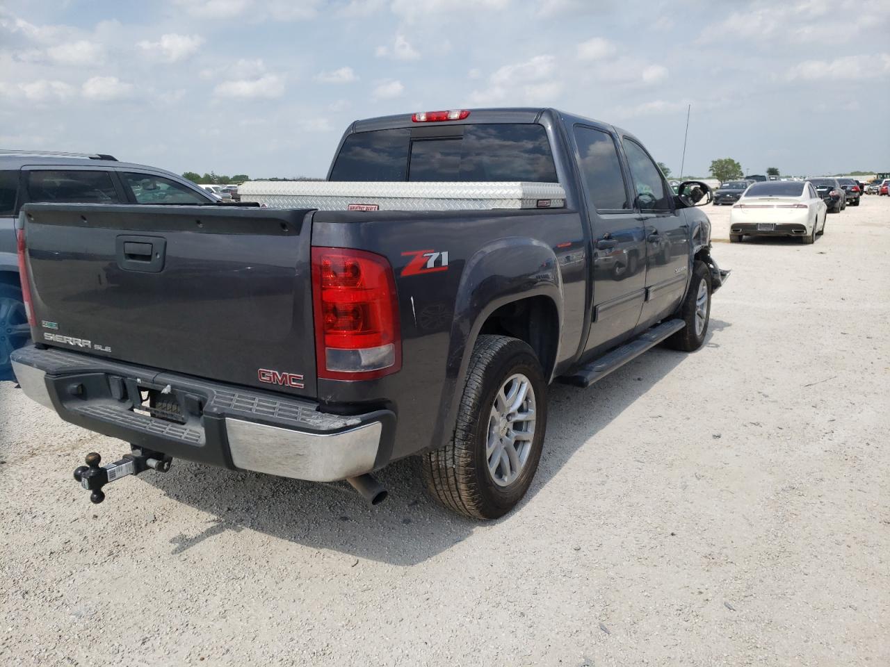 Photo 4 from auction – 2011 GMC SIERRA C15 with VIN 3GTP1VE00BG200988
