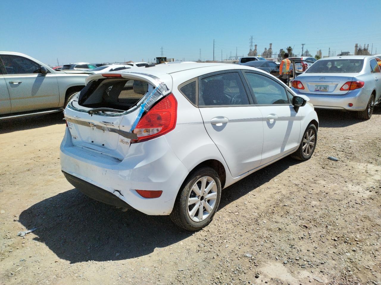 Foto 4 de la subasta – 2011 FORD FIESTA SE con VIN 3FADP4EJ5BM234095