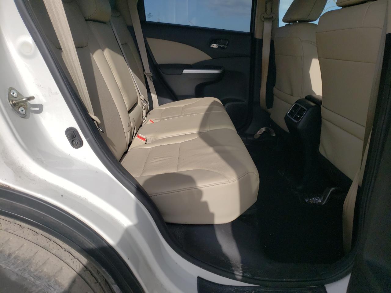 Photo 6 from auction – 2016 HONDA CR-V EXL with VIN 5J6RM3H75GL017779