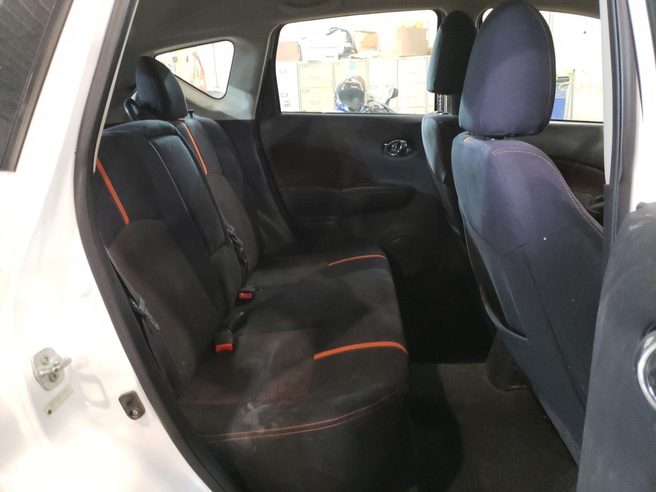 Photo 6 from auction – 2015 NISSAN VERSA NOTE with VIN 3N1CE2CP3FL439176