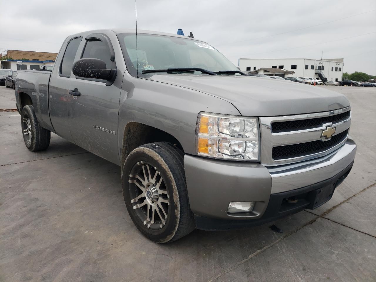 CHEVROLET SILVERADO 2008 with VIN 2GCEC19J981241876 - Photo from auction