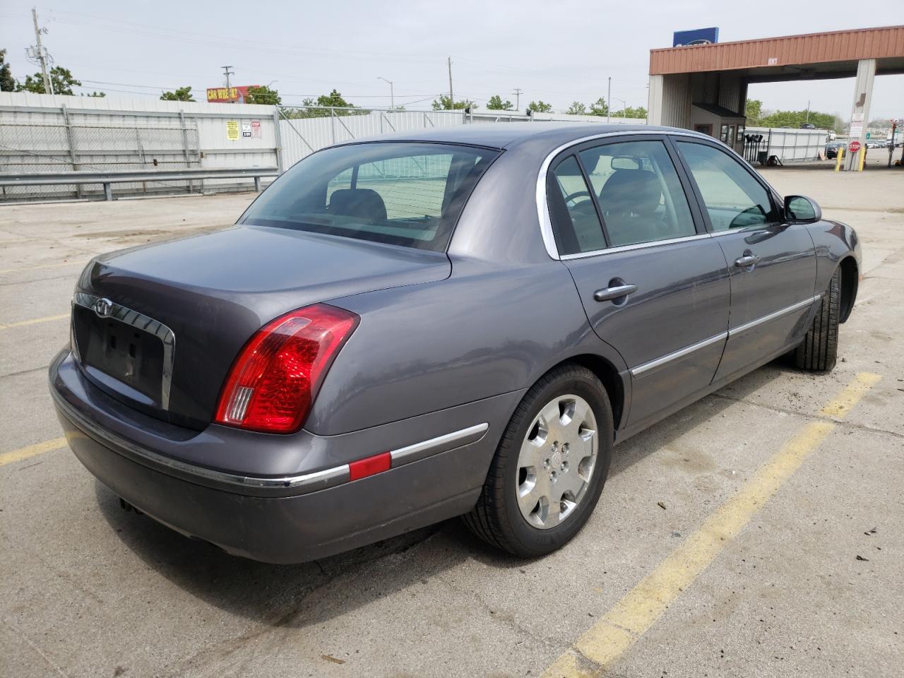 Photo 4 from auction – 2008 KIA AMANTI with VIN KNALD125585164811