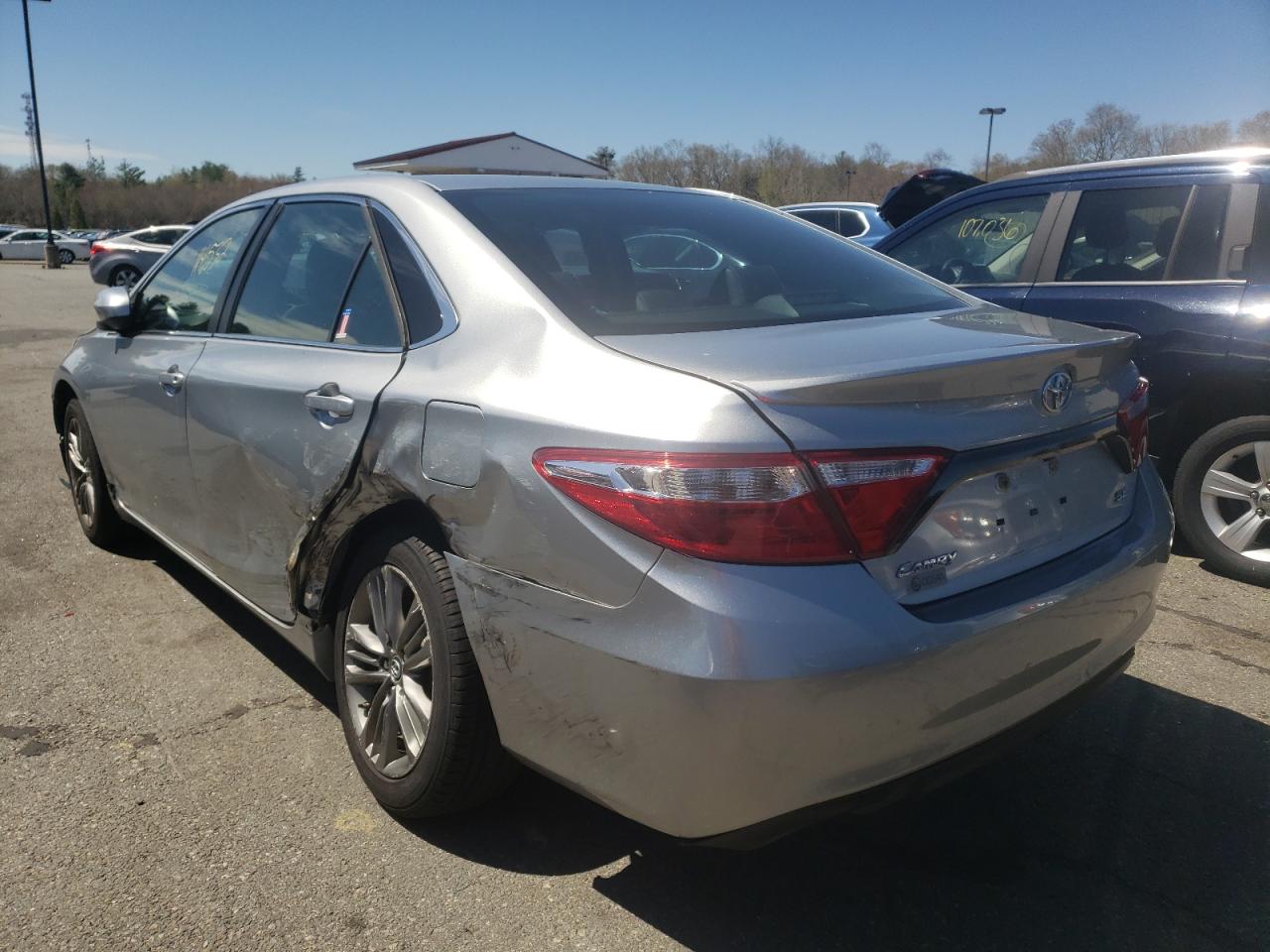 Photo 3 from auction – 2015 TOYOTA CAMRY LE with VIN 4T1BF1FK5FU004287