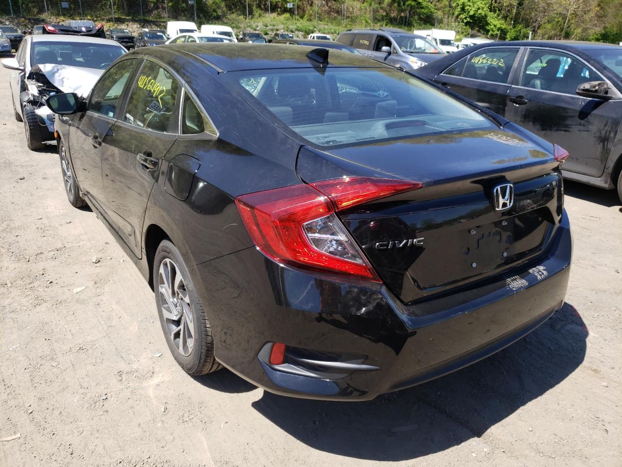 Photo 3 from auction – 2018 HONDA CIVIC EX with VIN 2HGFC2F7XJH611167