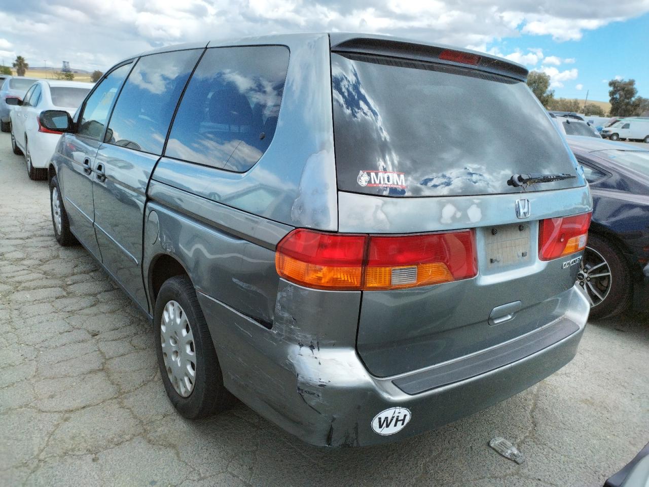 Photo 3 from auction – 2002 HONDA ODYSSEY LX with VIN 2HKRL18522H548642