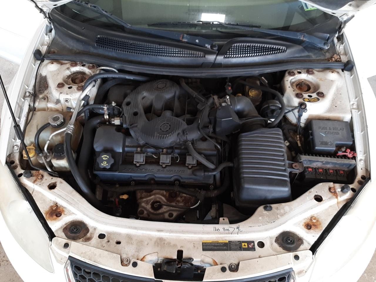 Photo 7 from auction – 2005 DODGE STRATUS SX with VIN 1B3EL46T25N642477