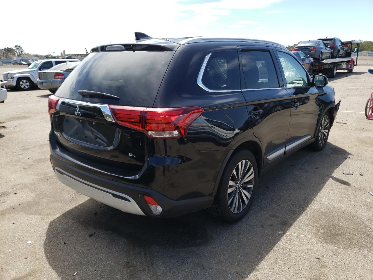 Photo 4 from auction – 2020 MITSUBISHI OUTLANDER with VIN JA4AD3A38LZ042929