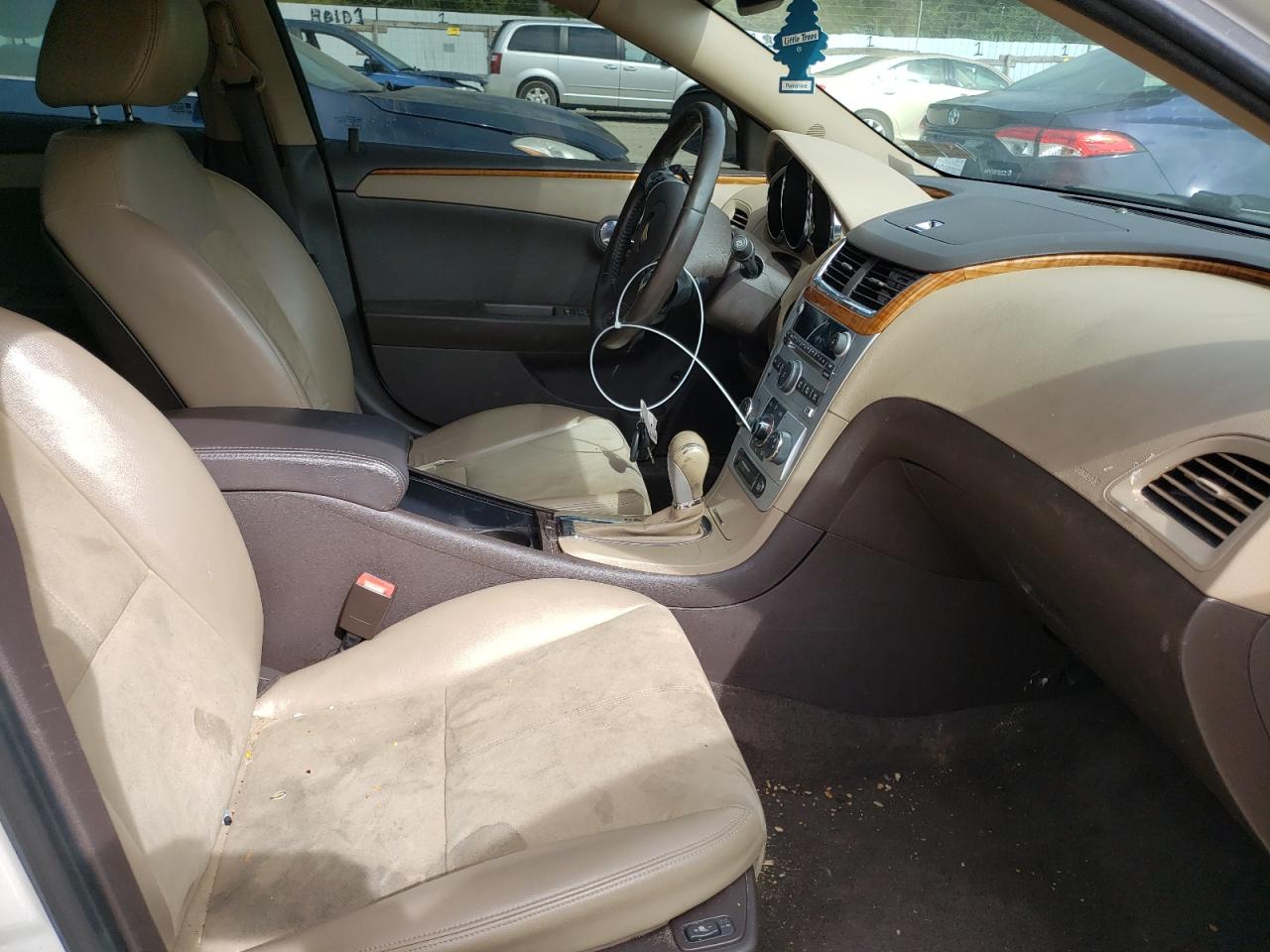 Photo 5 from auction – 2010 CHEVROLET MALIBU 2LT with VIN 1G1ZD5EB0AF270937