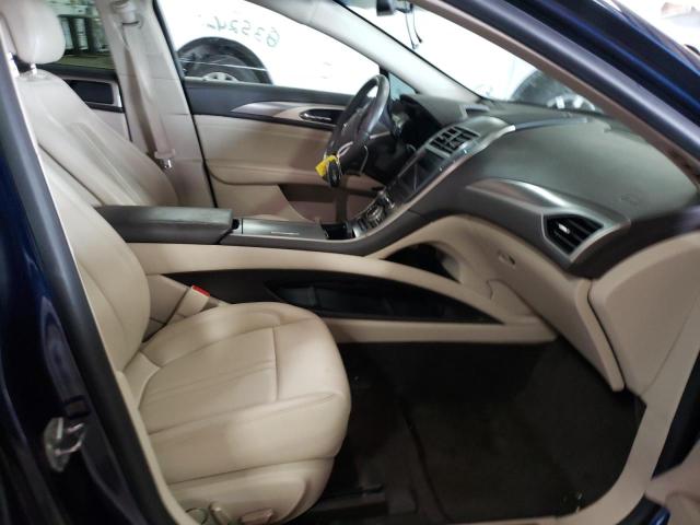 Photo 5 from auction – 2017 LINCOLN MKZ PREMIE with VIN 3LN6L5B97HR666306