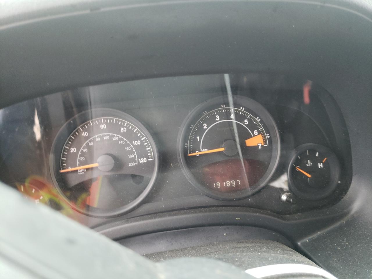 Photo 8 from auction – 2014 JEEP COMPASS SP with VIN 1C4NJCBA3ED642755